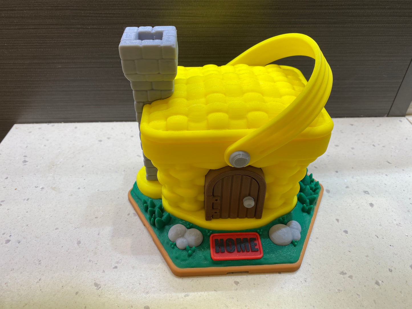 Grasshopper Picnic Basket - 3D Printed Diorama